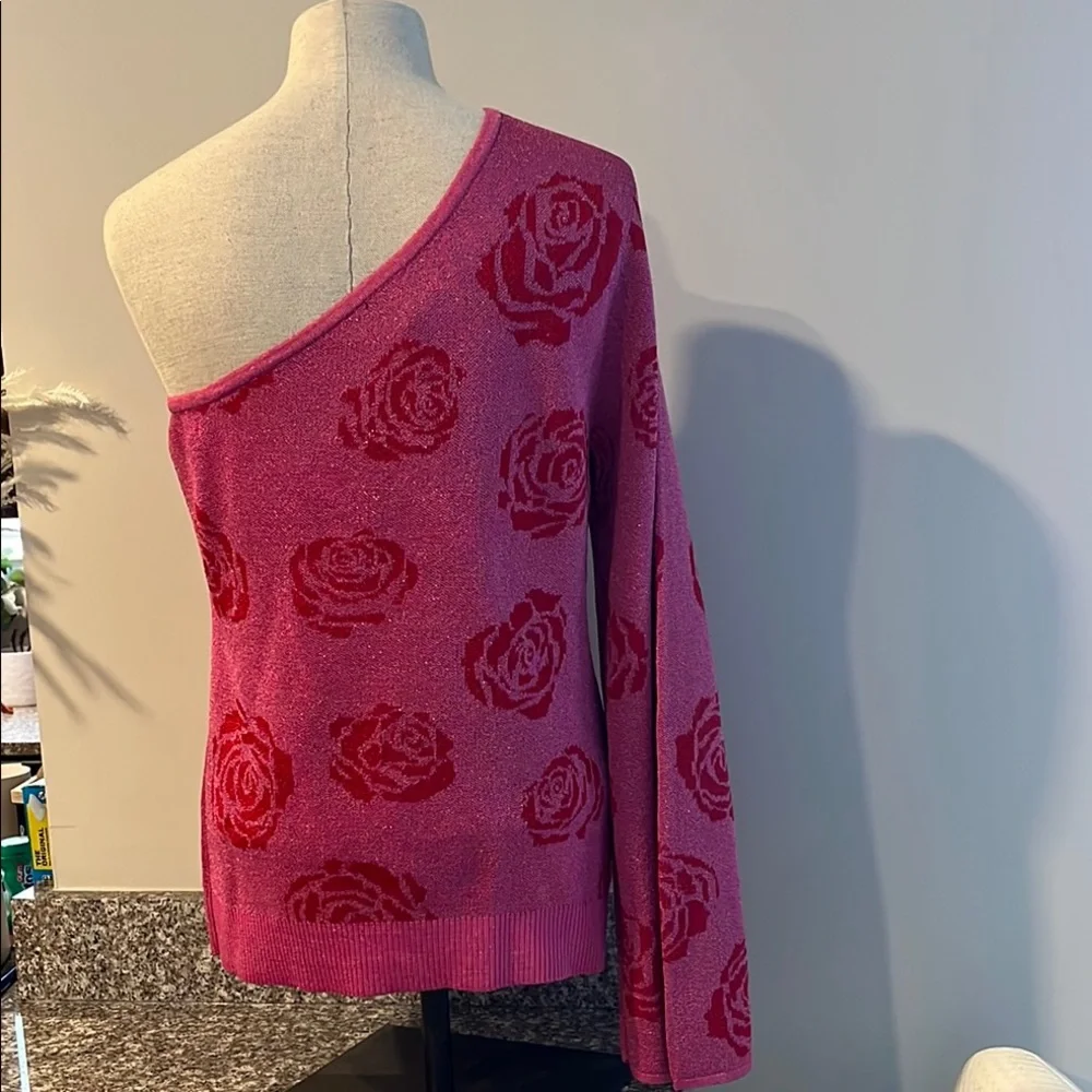 INC‎ International Concepts Pink Off-the-Shoulder Sweater with Floral Design
